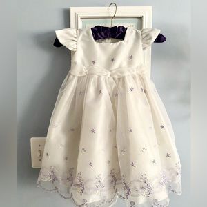 Exquisite white floral dress